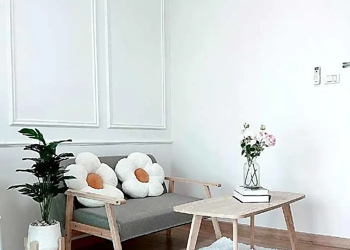 ホテル Cozy 2br Near Mrt Bangkhae 4*